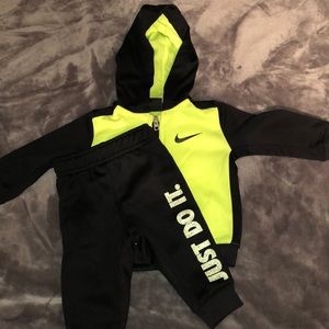 Nike matching set